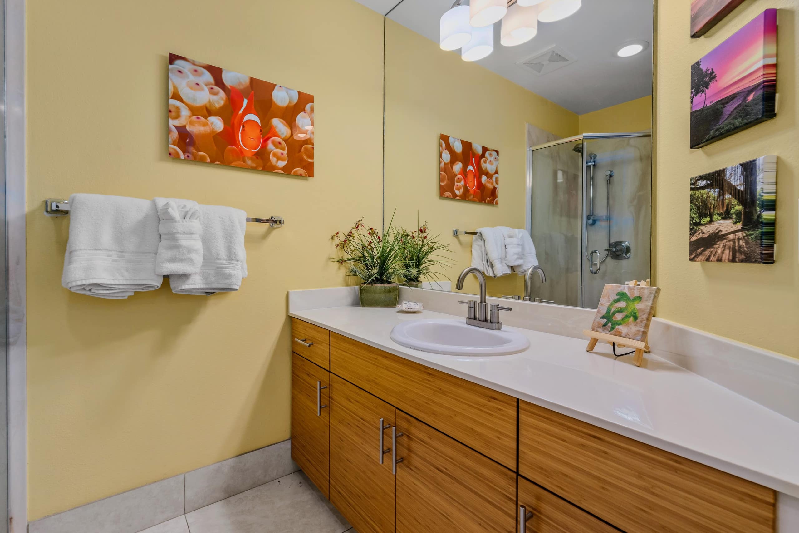 Condo in Kihei · ★4.82 · 1 bedroom · 2 beds · 2 baths - Image 12