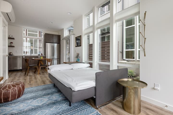 Modern Lake Union Townhome W/private Rooftop Deck - 麥地那