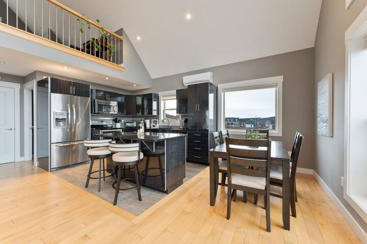 Tidal Bay Chalet -ocean view*hot tub*games room gallery image 4