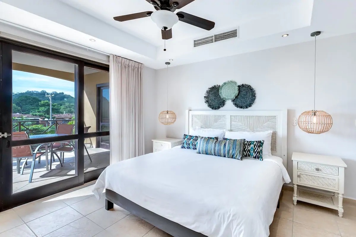 777J Beachfront Condo Bahia Encantada 3BR2.5 Bath - Apartments for Rent in  Jacó, Provincia de Puntarenas, Costa Rica - Airbnb