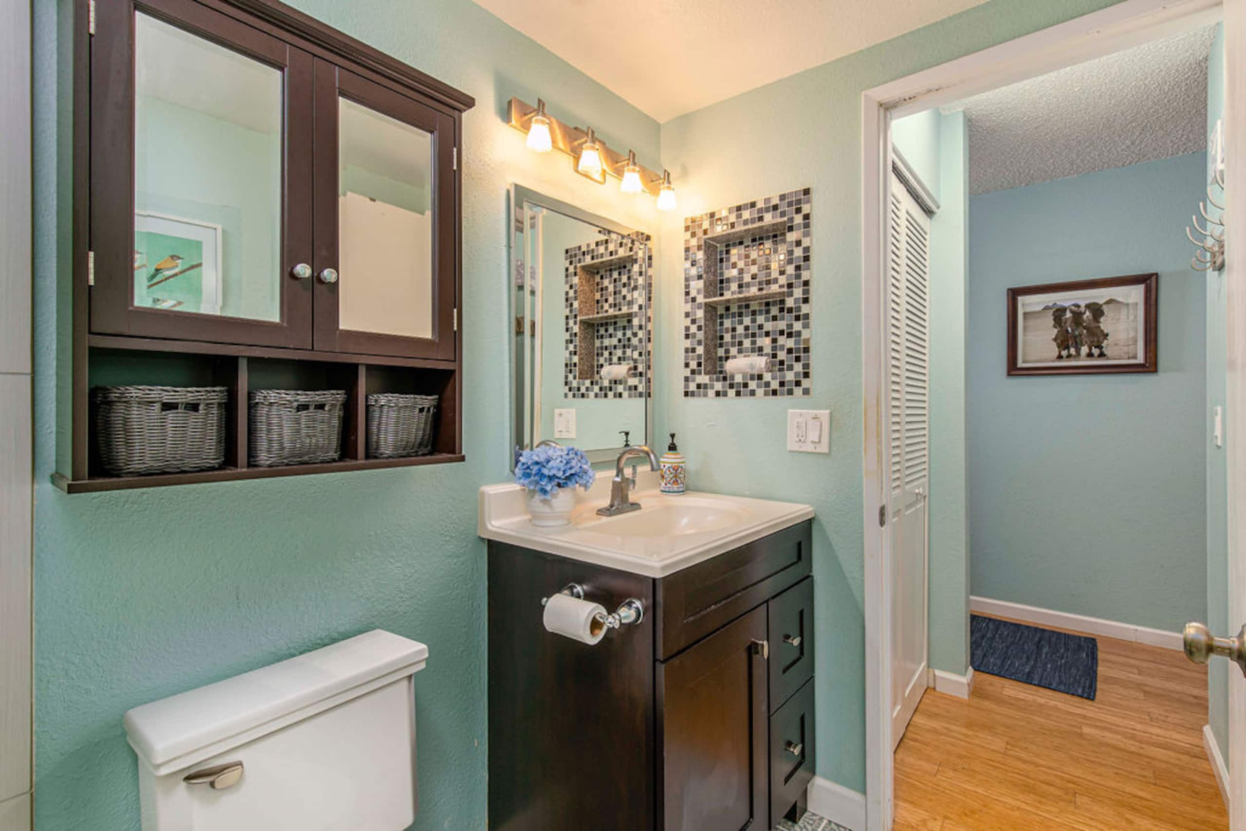 Condo in Kailua-Kona · ★4.95 · 1 bedroom · 1 bed · 1 bath - Image 23