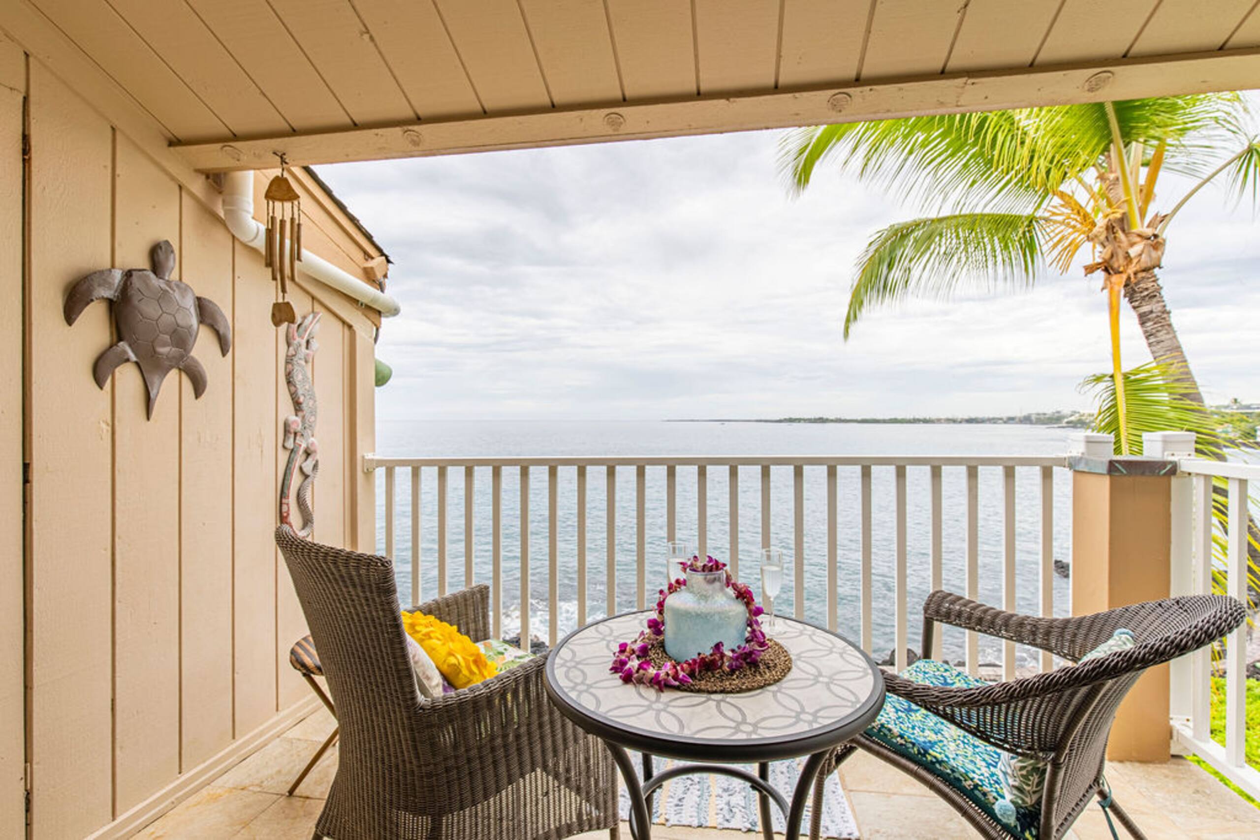 Condo in Kailua-Kona · ★4.95 · 1 bedroom · 1 bed · 1 bath - Image 31