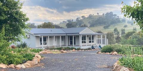 Tranquil, country retreat, Wallaroo wine district