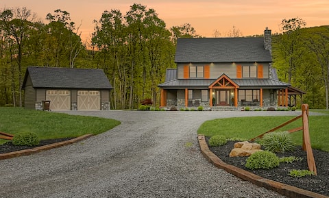 Pickleball - Hot tub - Views