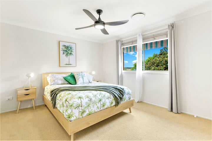 Bed room/ second level/ Queen bed / wardrobe.