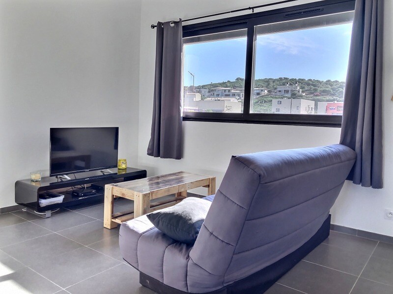 Top Airbnb: Air-conditioned apartment close to the beach in Balagne in Belgodère