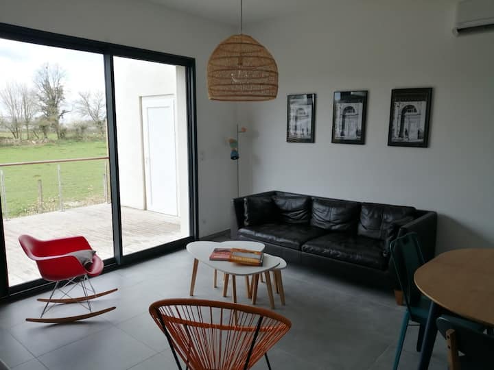 Gîte à La Ferme Avec Belle Terrasse Et Jacuzzi - Charente-Maritime