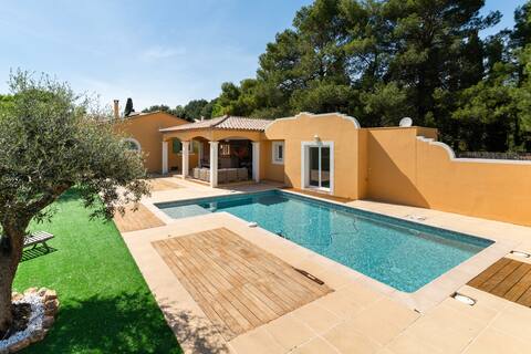 Winery with Pool in Garrigue Pool