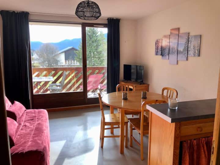charmant studio cabine au coeur du village - Appartements en résidence ...