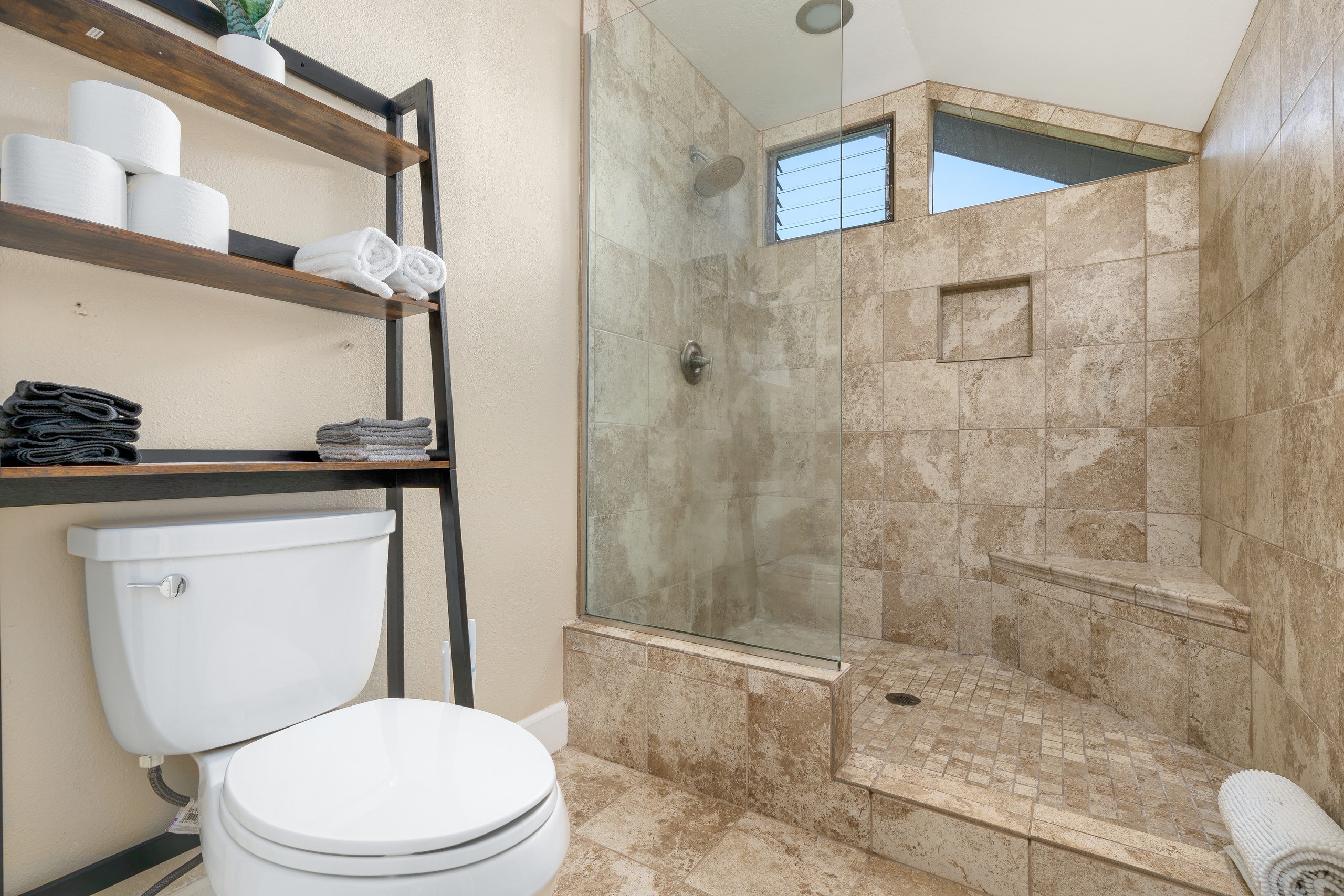 Home in Princeville · ★4.94 · 3 bedrooms · 5 beds · 2 private baths - Image 19