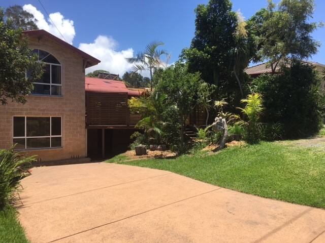 Sandy Beach House gallery image 2