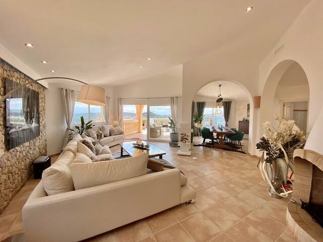 Sea View Villa Buena Vista in Santa Ponsa gallery image 2