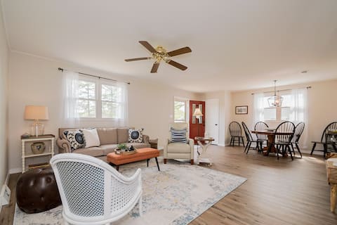 2 BR/1 BA/Office University of DE
