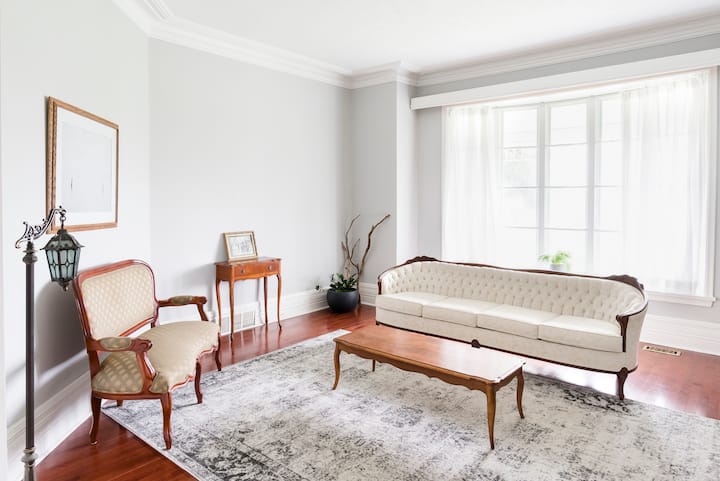 1890’s Hidden Gem - 2 Bedrooms - Owen Sound