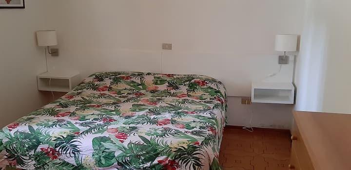 ორსაწოლიანი ოთახი