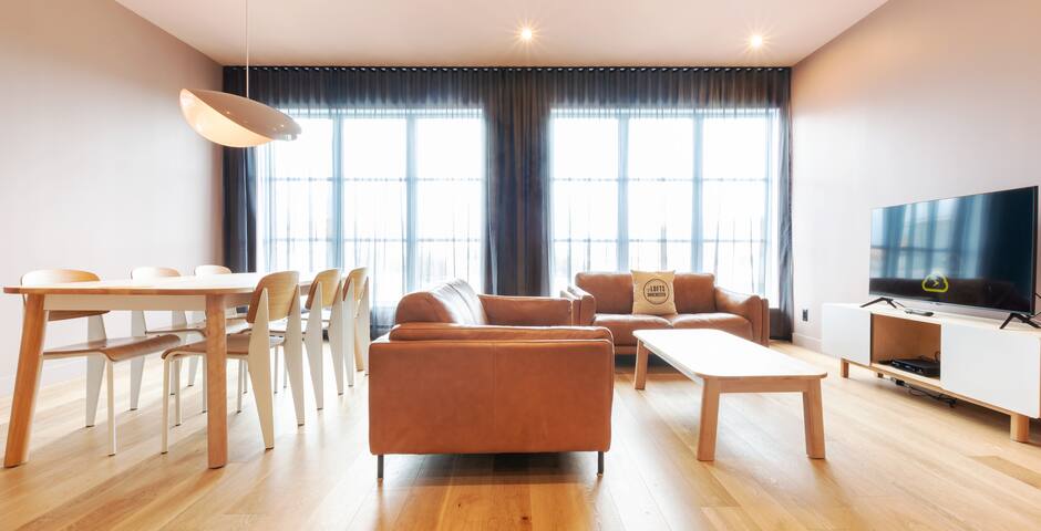 LD606-Les Lofts Dorchester- Par Les Lofts Vieux-QC gallery image 4