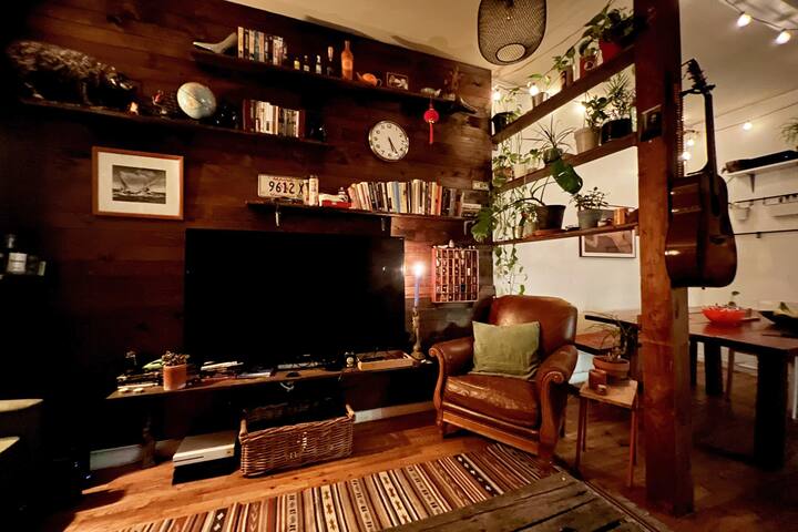 Bohemian Garden Loft gallery image 2