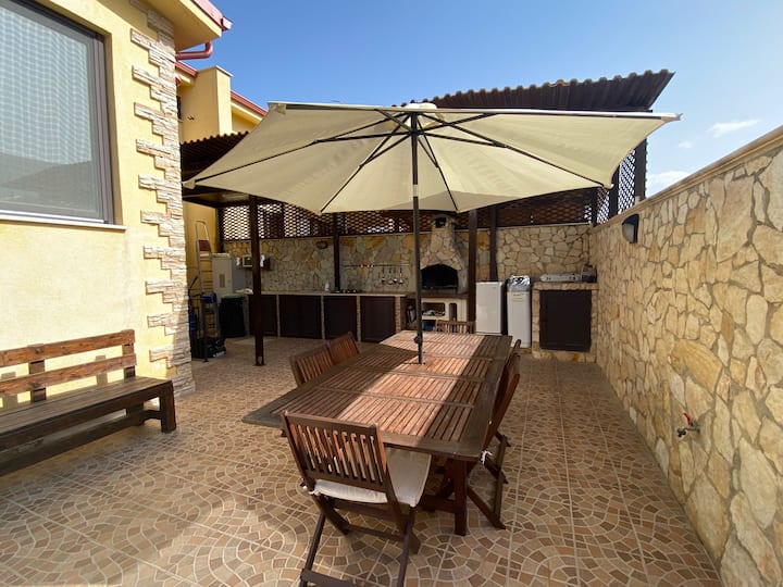 Stone Home - Appartamento In Villa - Carini