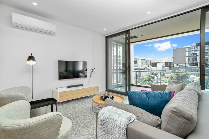 Brendan And Natalie managed Airbnb listing 3