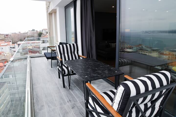 Spectacular View,4BR/2BA,the Best Flat in the City gallery image 4