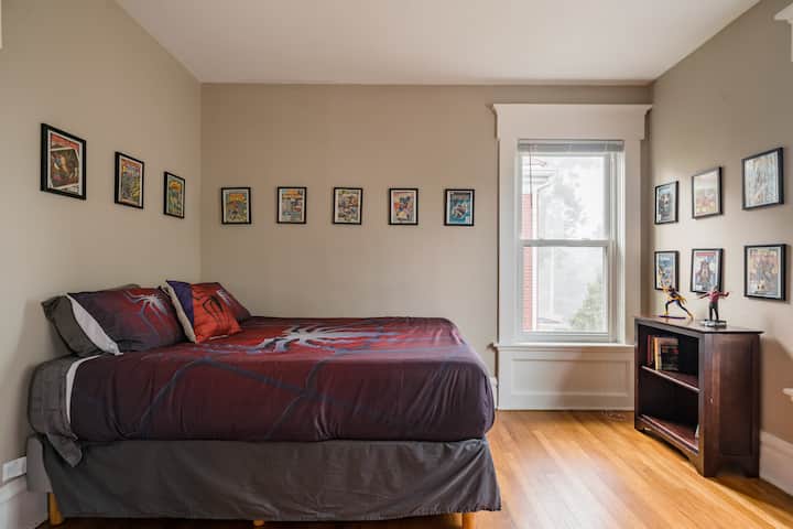 chumba cha kulala cha ghorofa ya kwanza 2