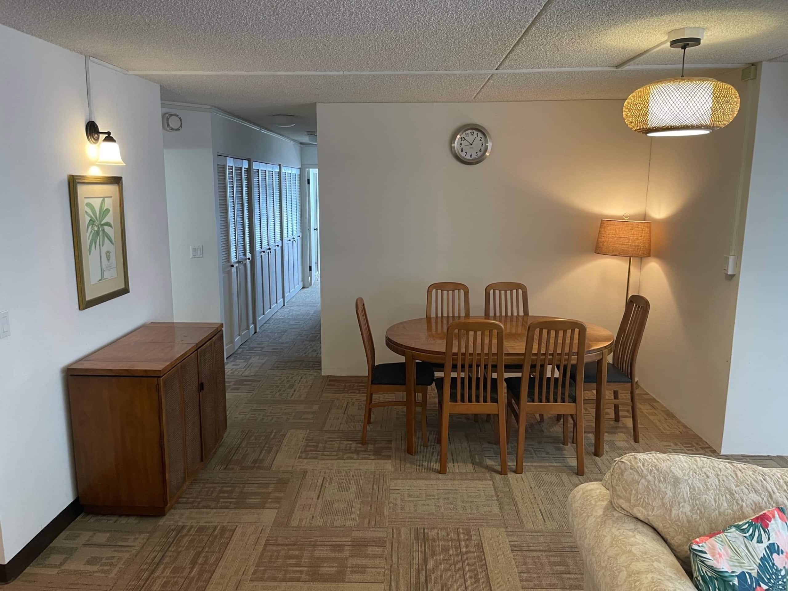 Condo in Honolulu · ★4.47 · 2 bedrooms · 3 beds · 2 private baths - Image 11
