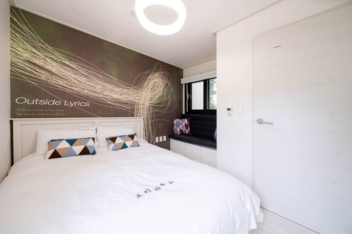 غرفة النوم 1