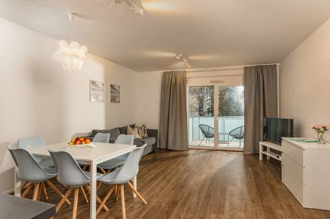 Top Airbnb: Apstay superior: bright and spacious in Eggenberg