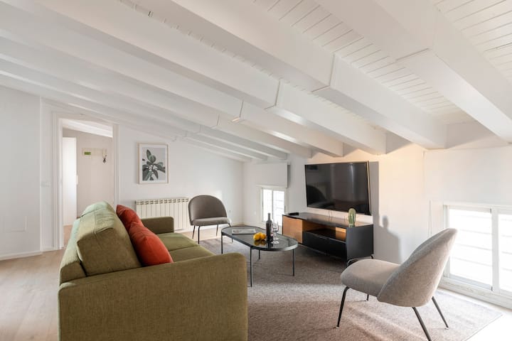 Modern & Centric Apartment In Calle Mayor - Madrid