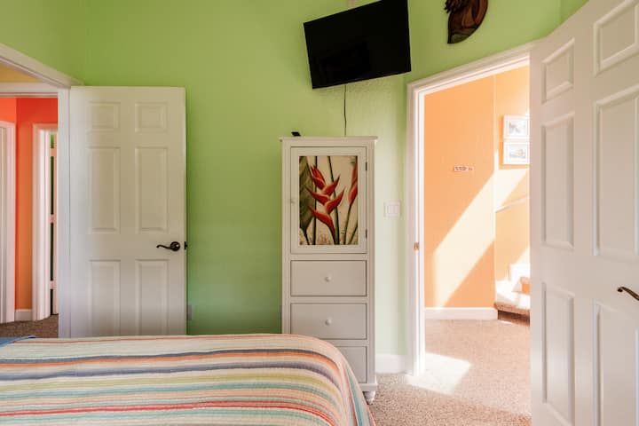 二楼卧室# 2 （全尺寸床）