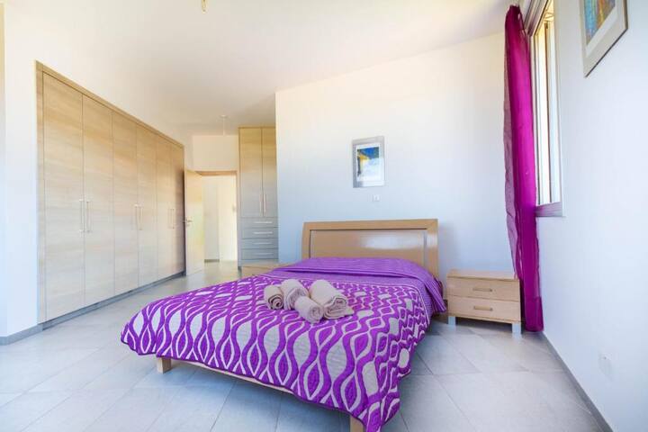 غرفة النوم 1