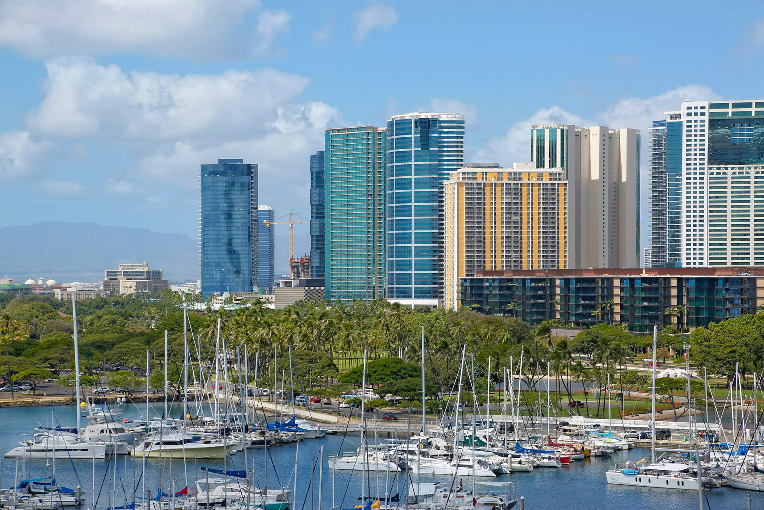 Condo in Honolulu · ★4.92 · 1 bedroom · 2 beds · 1 private bath - Image 25