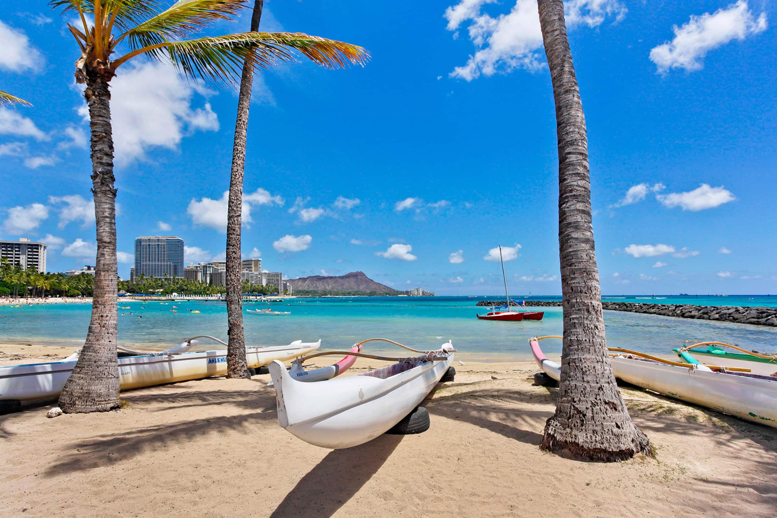 Condo in Honolulu · ★4.92 · 1 bedroom · 2 beds · 1 private bath - Image 29