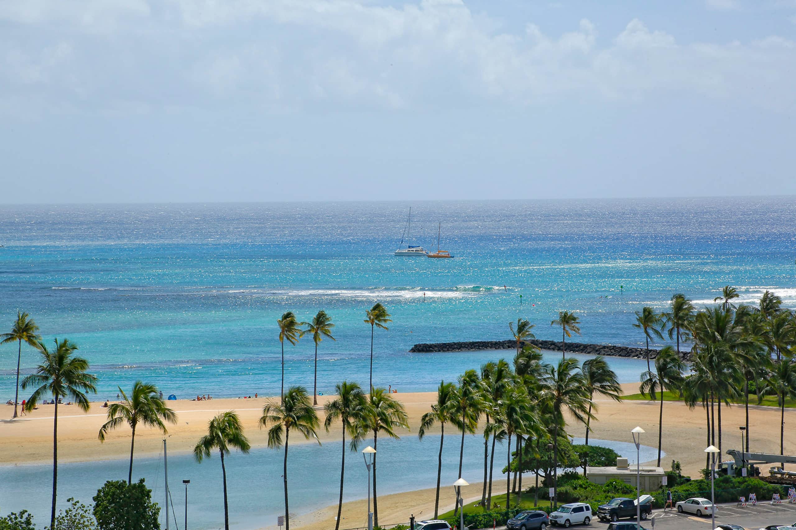 Condo in Honolulu · ★4.92 · 1 bedroom · 2 beds · 1 private bath - Image 21