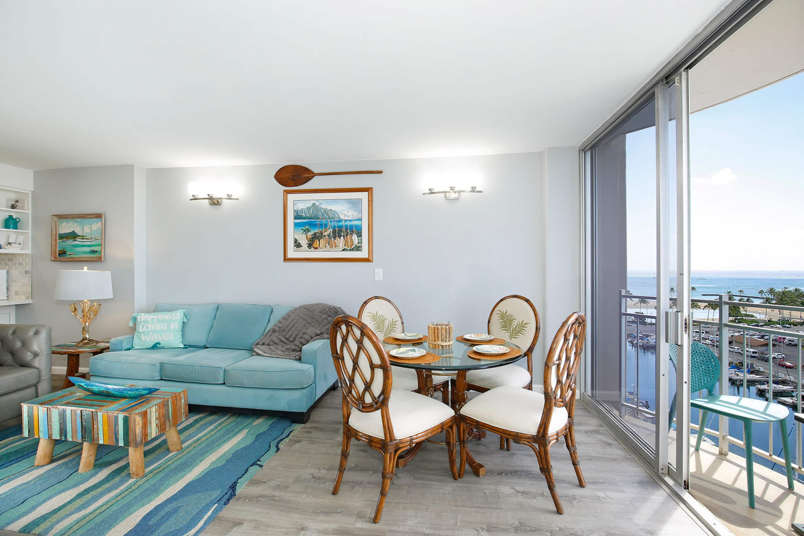 Condo in Honolulu · ★4.92 · 1 bedroom · 2 beds · 1 private bath - Image 3