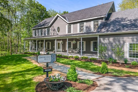 Greybourne House former B&B sleeps 12-14!