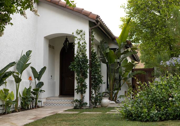 Agoura Hills Vacation House gallery image 2