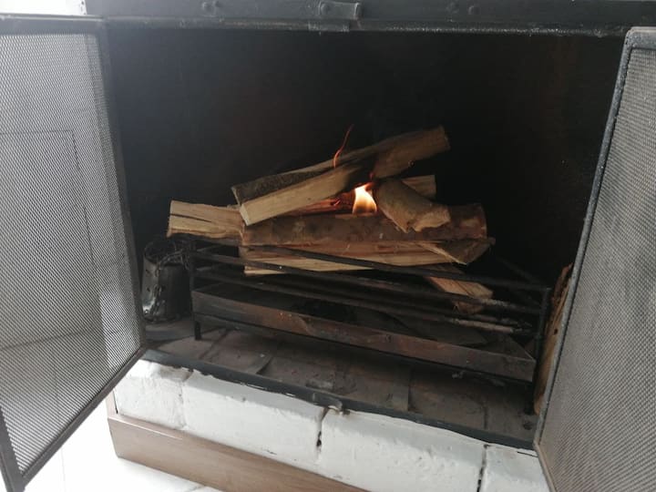 Aptocomfy/wellequiped/ideallocation/fireplace/wifi - Bogota