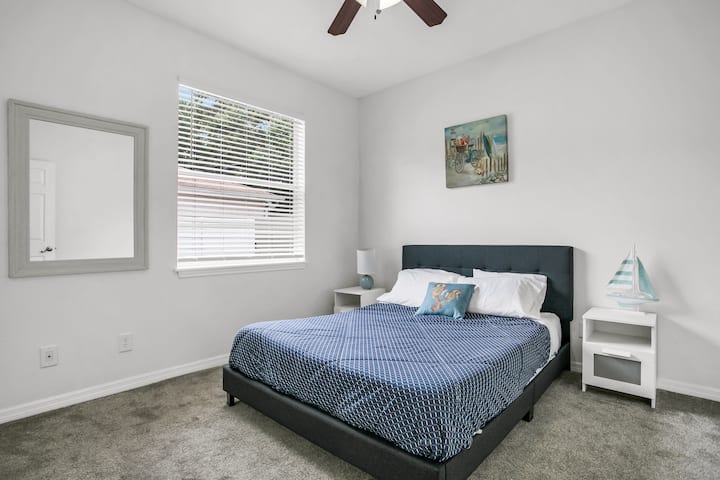 საძინებელი 4