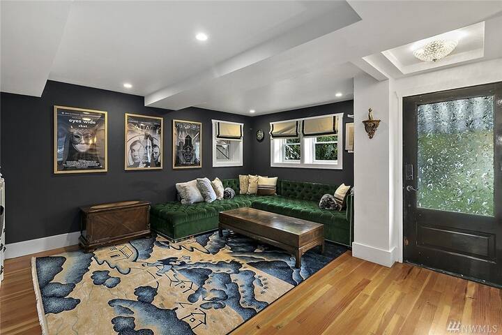 Oasis in the Heart of Seattle! Most Highly Rated gallery image 3