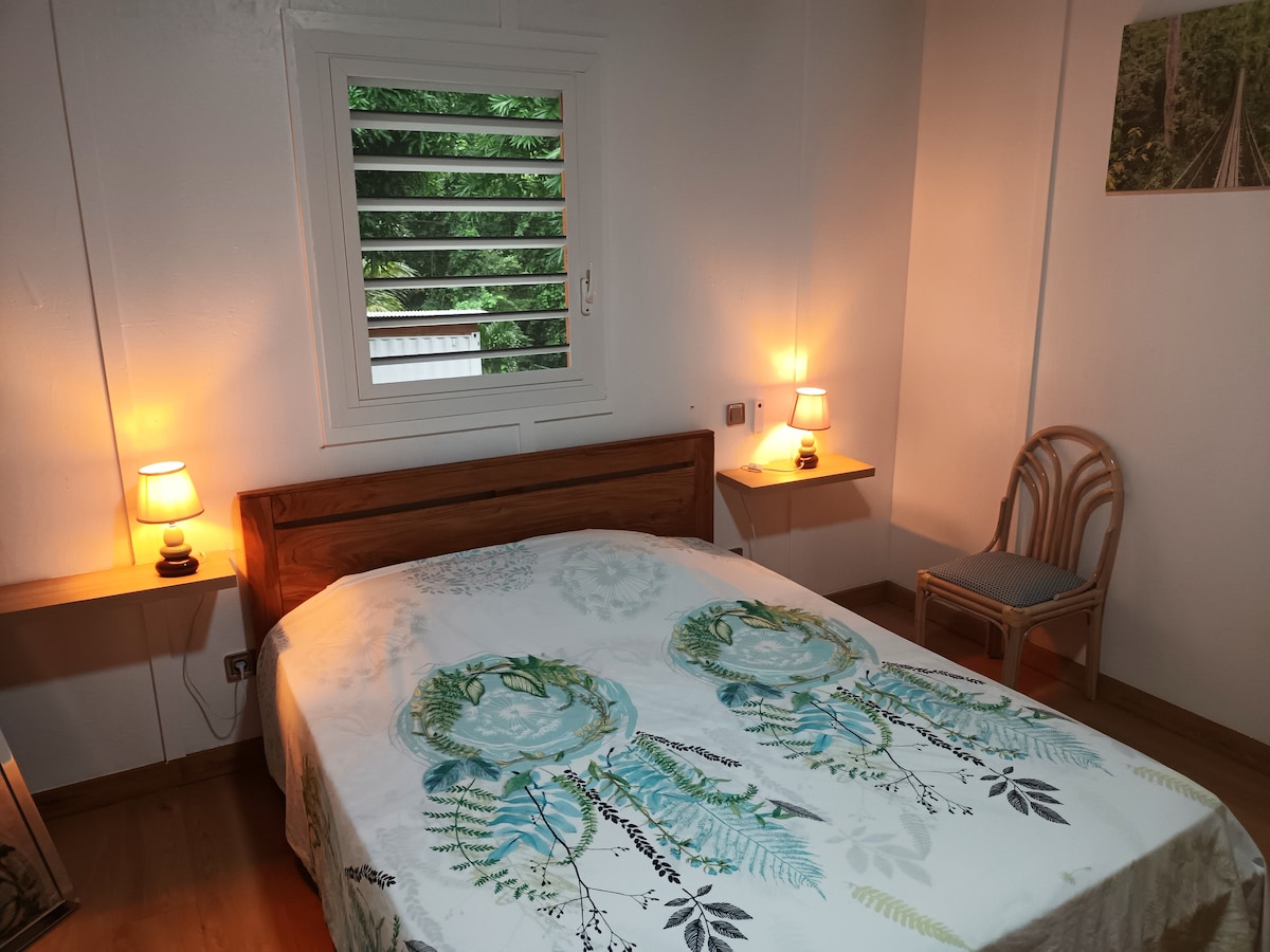 Habitación con cama de 160 x 200