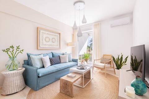 Seaside Getaway w/ Large Balcony in Athens Riviera