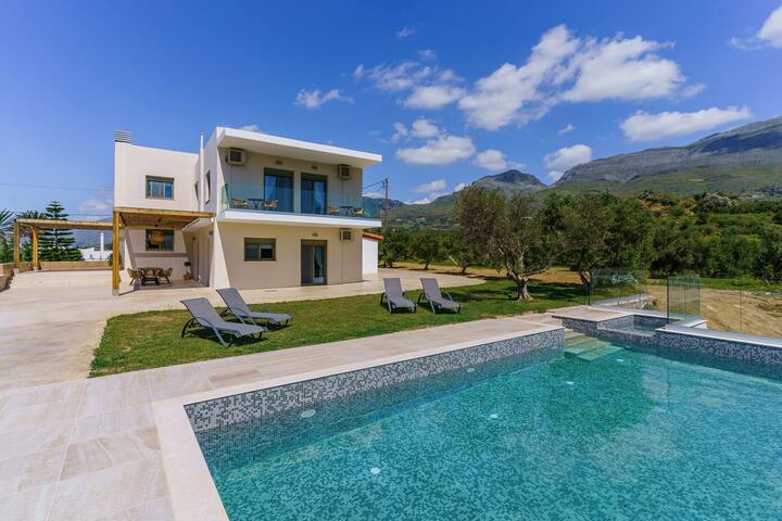 Terra Divina Villa gallery image 3