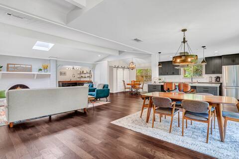 Pool-Luxuriously Updated-Open Modern Layout