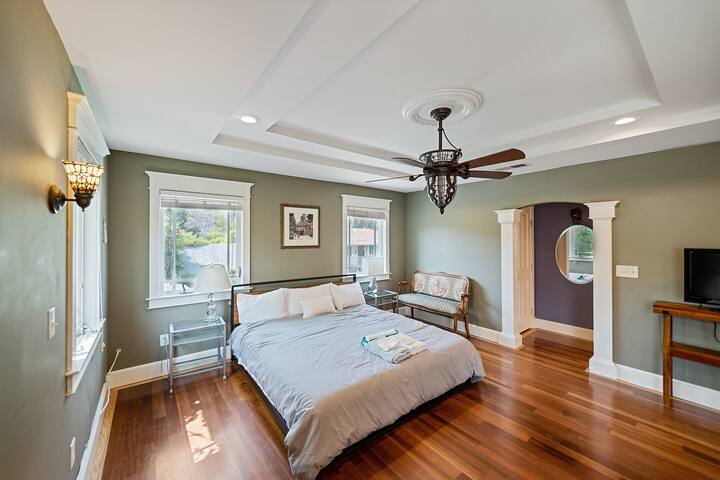 6 BD Home/Guest Suite, Pool – Downtown Mtn View gallery image 5