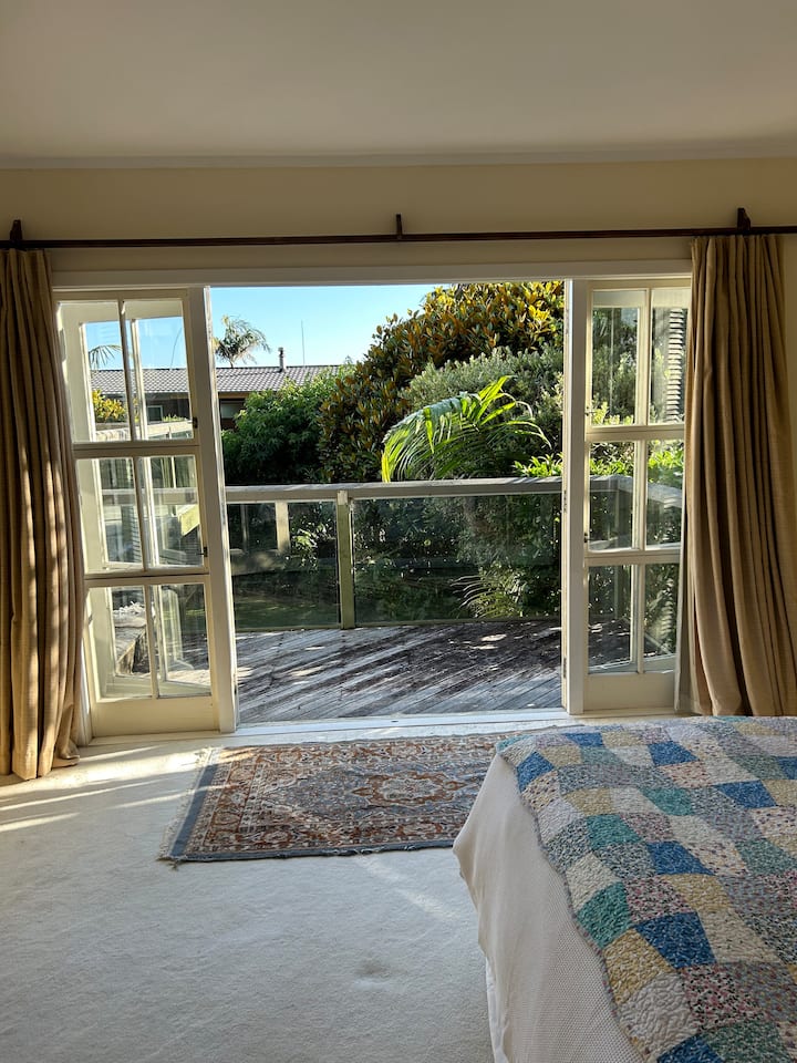 Chumba kikuu cha kulala, 1 superking