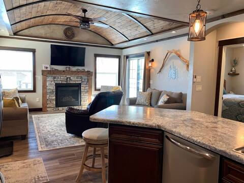 Charming, Custom Designed, Northwoods-Get-Away