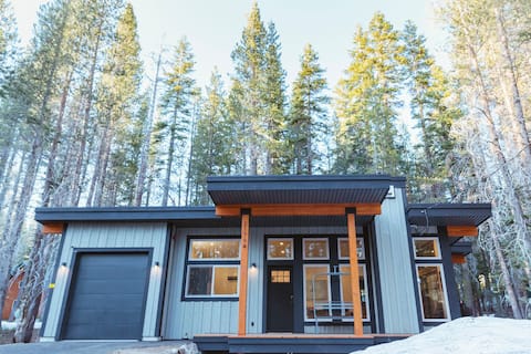 Chairlift Lodge-Soda Springs-Pet Friendly