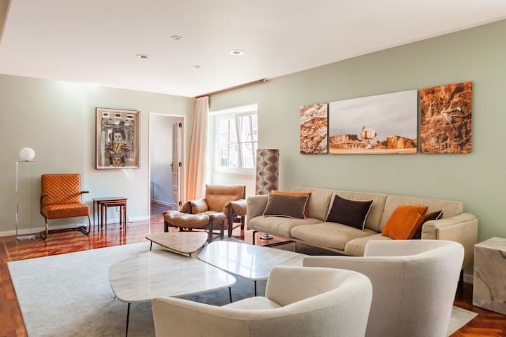 Quiet location charming outdoor space 8 people