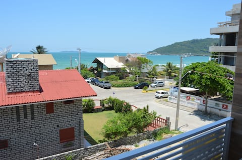 Belíssimo Ap., C. Grande-Bombinhas SC, 50m from the sea.